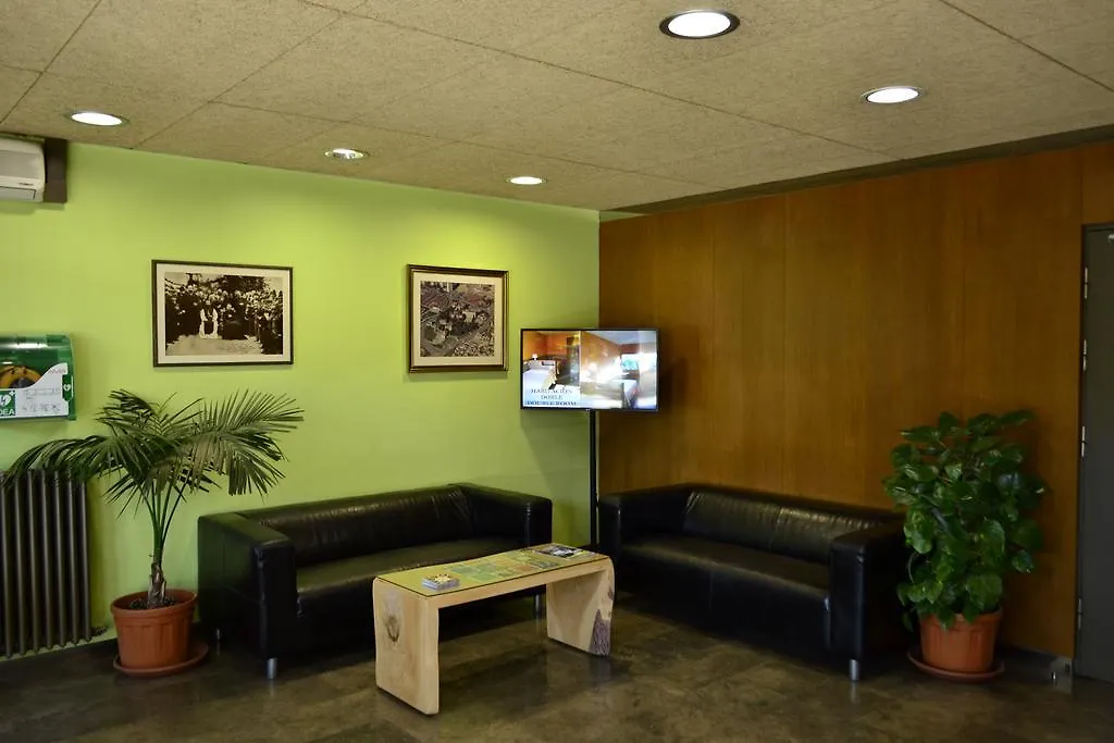 Residencia Salesiana Marti-Codolar Guest House Barcelona 2*,