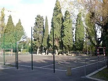 Residencia Salesiana Marti-Codolar Guest House Barcelona
