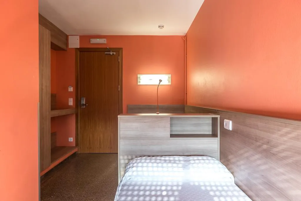 Residencia Salesiana Marti-Codolar Guest House Barcelona Spain