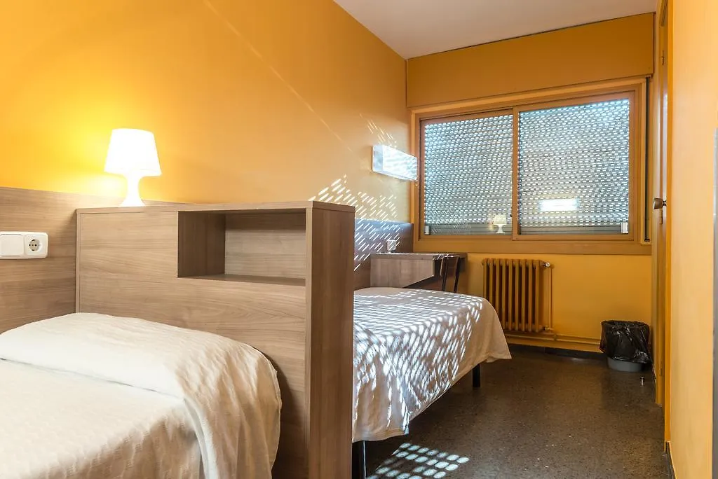 Residencia Salesiana Marti-Codolar Guest House Barcelona