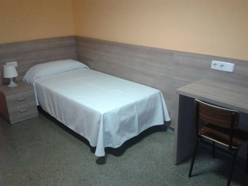 Residencia Salesiana Marti-Codolar Guest House Barcelona